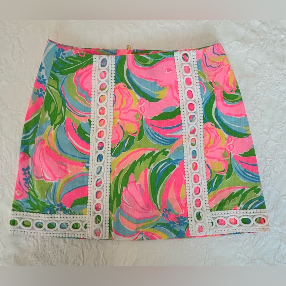 LILLY PULITZER beautiful skirt (more information will be added asap)